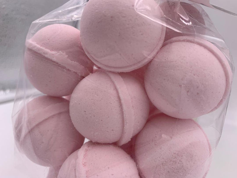 14 bath bombs in Pink Sugar (Aquolina Type)  fragrance, gift bag bath fizzies, great for dry skin, shea, cocoa, 7 ultra rich oils